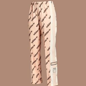 💥RARE💥🚺 M US — adidas Originals "Logomania" Adibreak Pant HM4882 [HALO BLUSH]